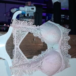 Pink VS bra